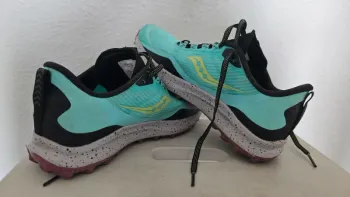 Used Saucony Peregrine 12 bike — image 2 of 5