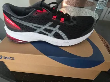 Used Asics Running Shoes Running Shoes