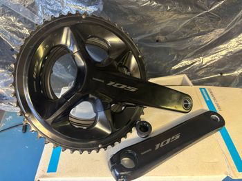 Shimano 105 Crankset 170mm 2024 Drivetrain & Pedals d'occasion