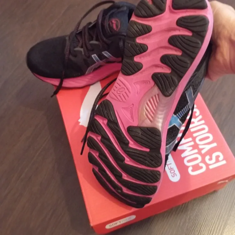 Gebrauchtes Asics Nimbus gel 23 bike — Bild 5 von 8