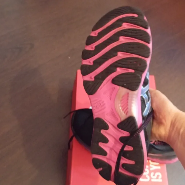 Gebrauchtes Asics Nimbus gel 23 bike — Bild 7 von 8