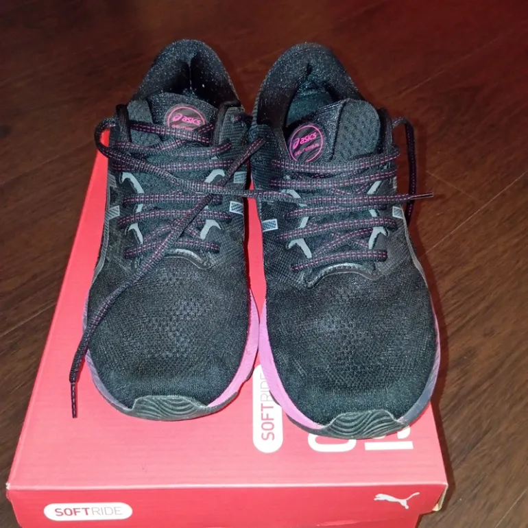 Gebrauchtes Asics Nimbus gel 23 bike — Bild 3 von 8