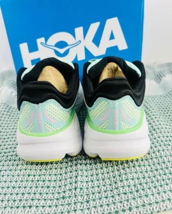 Hoka Shoes size 38 bike d'occasion — image 3 sur 6