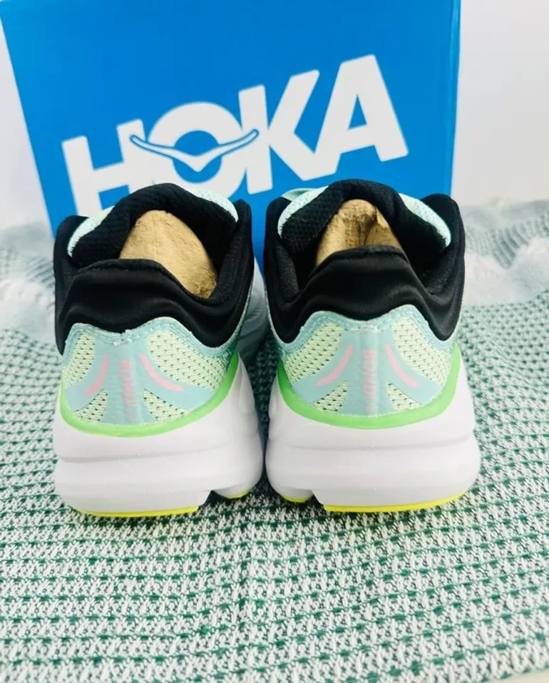 Hoka Shoes size 38 bike d'occasion — image 3 sur 6