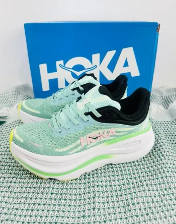 Hoka Shoes size 38 Running Shoes d'occasion