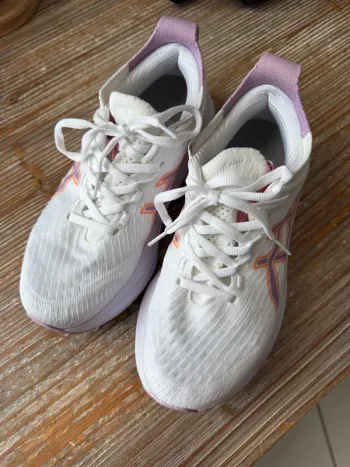 Używany Asics Nimbus 27 bike — zdjęcie 4 z 9
