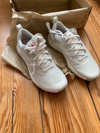 Used Pegasus Nike react trail 4 bike — image 2 of 7