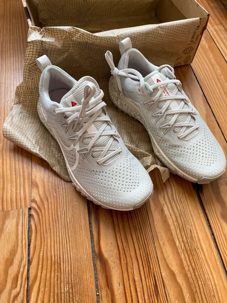 Used Pegasus Nike react trail 4 bike — image 2 of 7