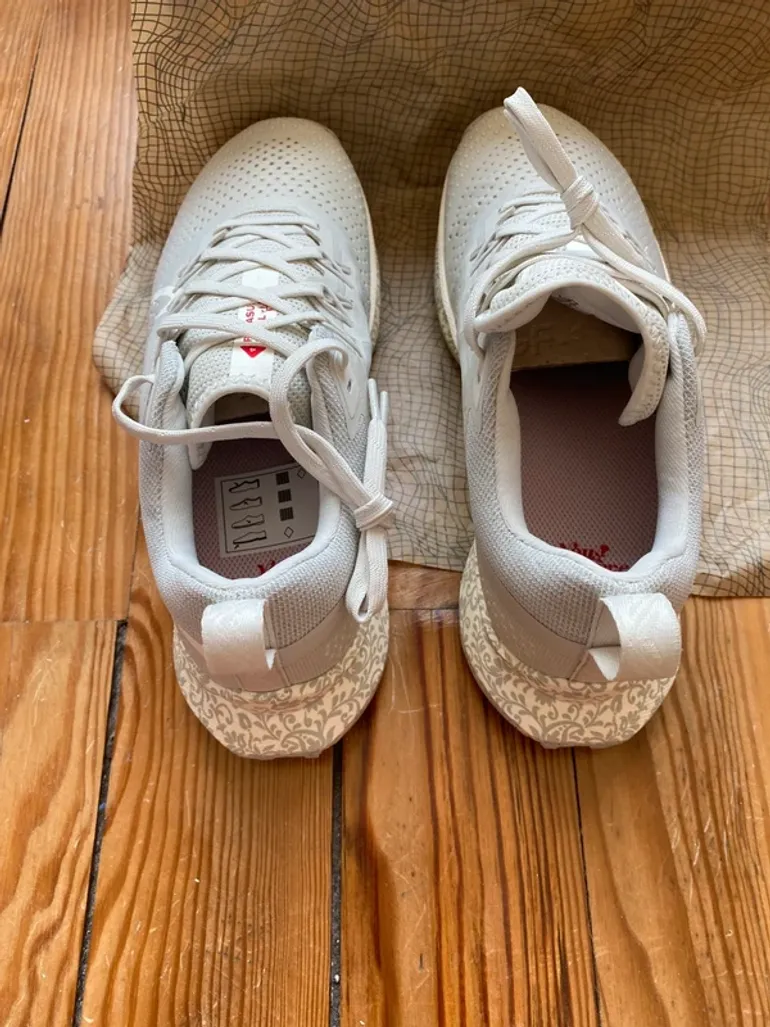 Used Pegasus Nike react trail 4 bike — image 3 of 7