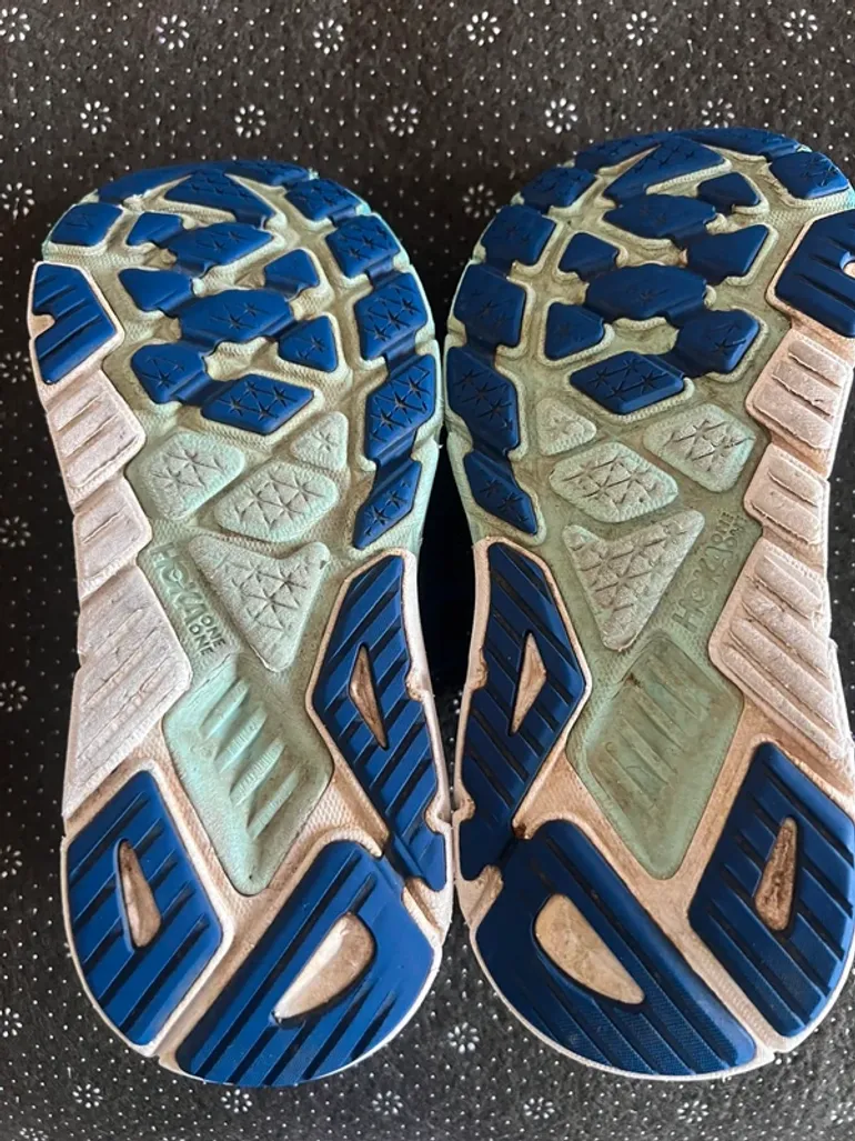Tweedehands Hoka Arahi 6 bike — afbeelding 4 van 4