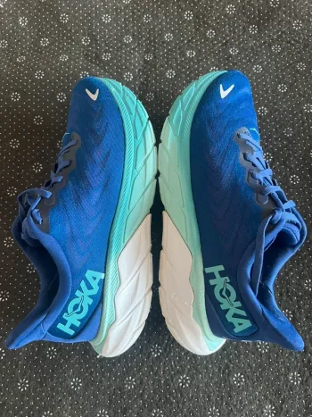 Tweedehands Hoka Arahi 6 Running Shoes