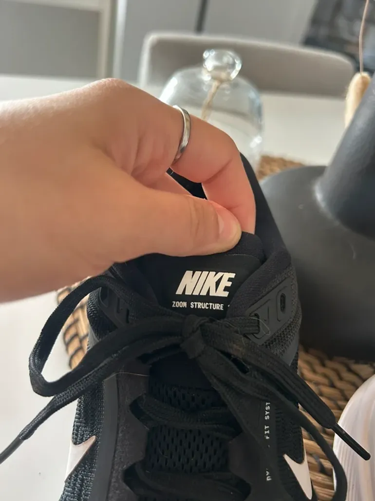 Nike Air Zoom Structure 24 bike usato — immagine 2 di 7