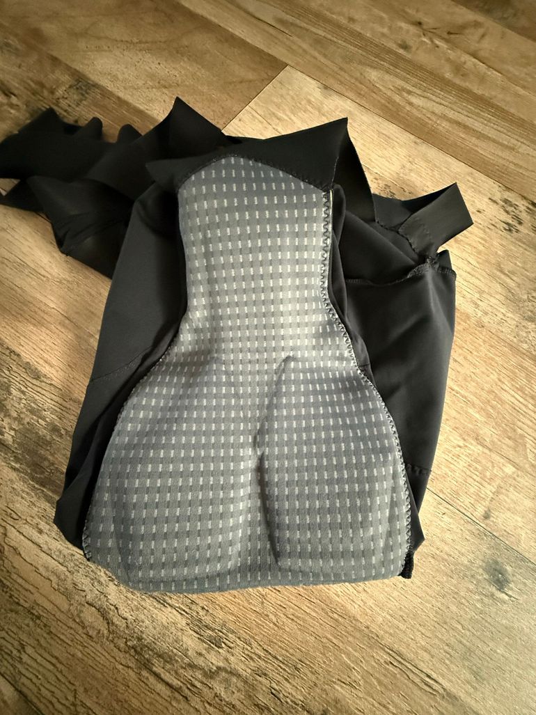Używany Gorewear Ensemble bike — zdjęcie 8 z 8