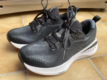 Gebrauchtes Asics Gel-Cumulus 25 Running Shoes