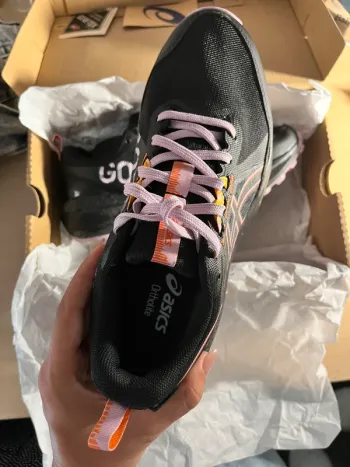 Gebrauchtes Asics GEL-Sonoma 8 GTX bike — Bild 2 von 11