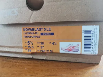 Käytetty Asics Novablast 5 bike — kuva 7 / 7