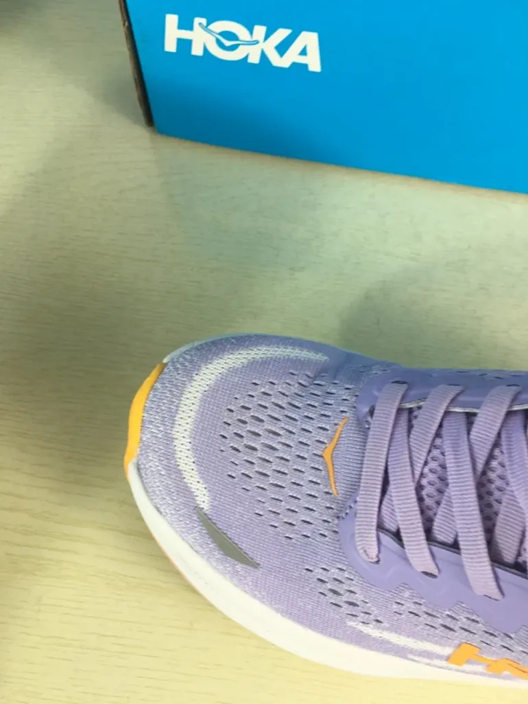 Hoka Chaussures bike d'occasion — image 6 sur 8
