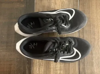 Used Nike Zoom Fly 5 bike — image 2 of 5