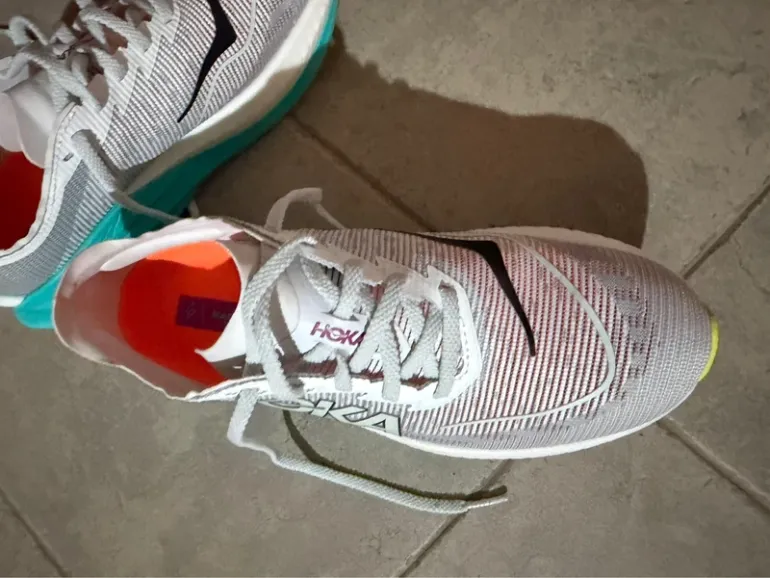 Used Hoka Running Shoes bike — image 5 of 6