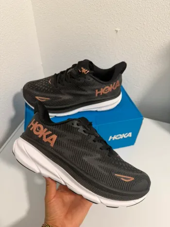 Gebrauchtes Hoka Clifton 9 Running Shoes
