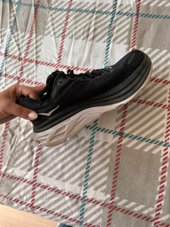 Tweedehands Hoka Bondi 8 bike — afbeelding 2 van 4