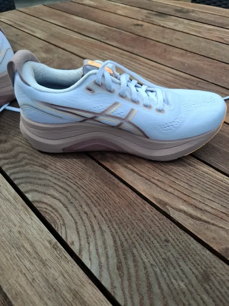 Tweedehands Orange Gel-Kayano 32 2026 bike — afbeelding 5 van 12