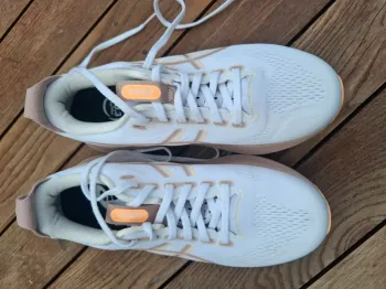 Tweedehands Orange Gel-Kayano 32 2026 bike — afbeelding 7 van 12
