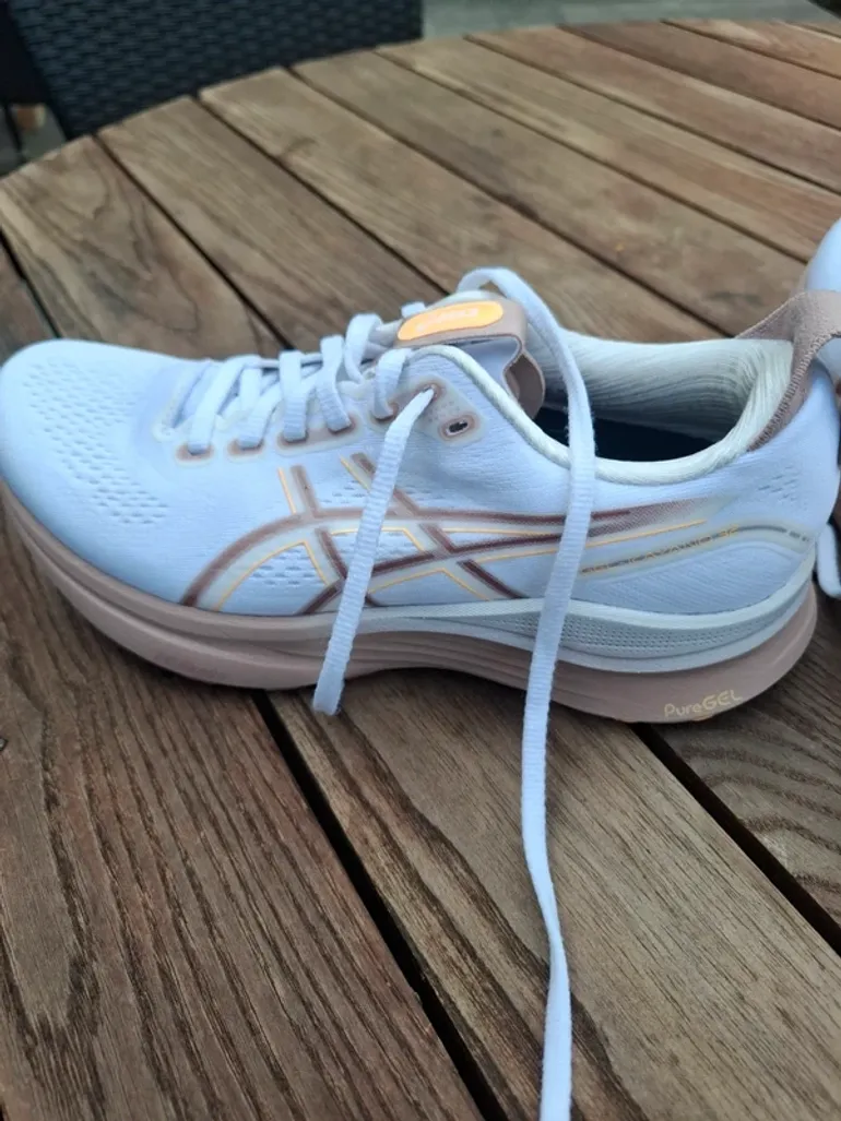 Tweedehands Orange Gel-Kayano 32 2026 bike — afbeelding 9 van 12