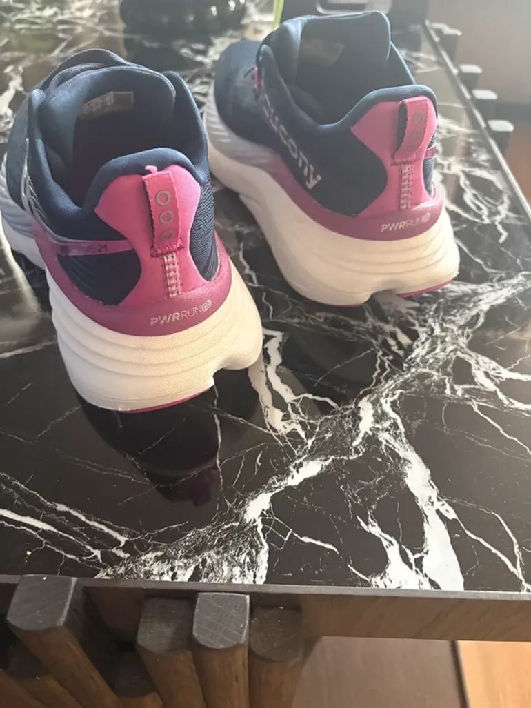 Tweedehands Saucony Hurricane 24 bike — afbeelding 8 van 8