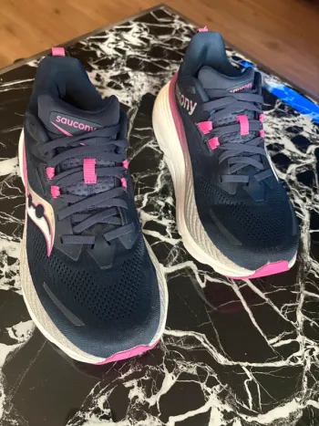 Tweedehands Saucony Hurricane 24 bike — afbeelding 4 van 8