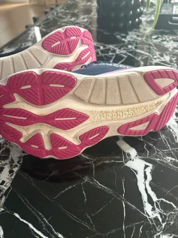 Tweedehands Saucony Hurricane 24 bike — afbeelding 3 van 8