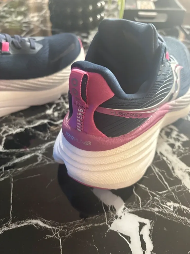 Tweedehands Saucony Hurricane 24 bike — afbeelding 6 van 8