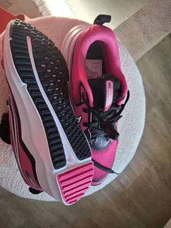 Nike cosmic runner Running Shoes d'occasion