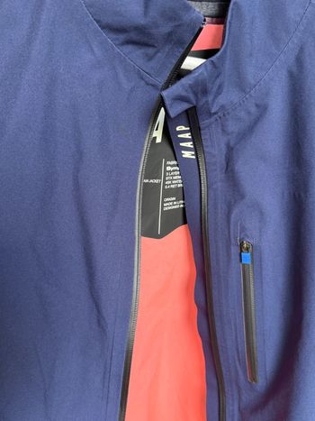 Tweedehands MAAP Ascend Pro Jacket 2026 bike — afbeelding 2 van 4