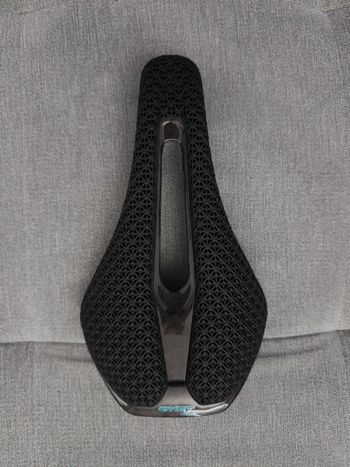 Used Ryet Ultimate 3D Saddle Saddles & Seatposts