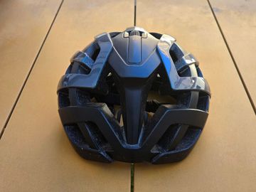 Used Lazer Genesis Helmet bike — image 5 of 5