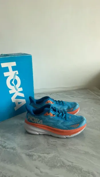 Tweedehands Hoka Shoes size 42 Running Shoes