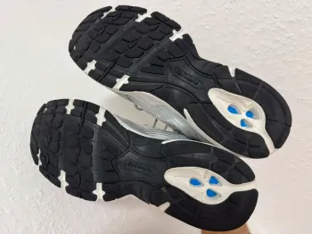Used New Balance 530 bike — image 6 of 8