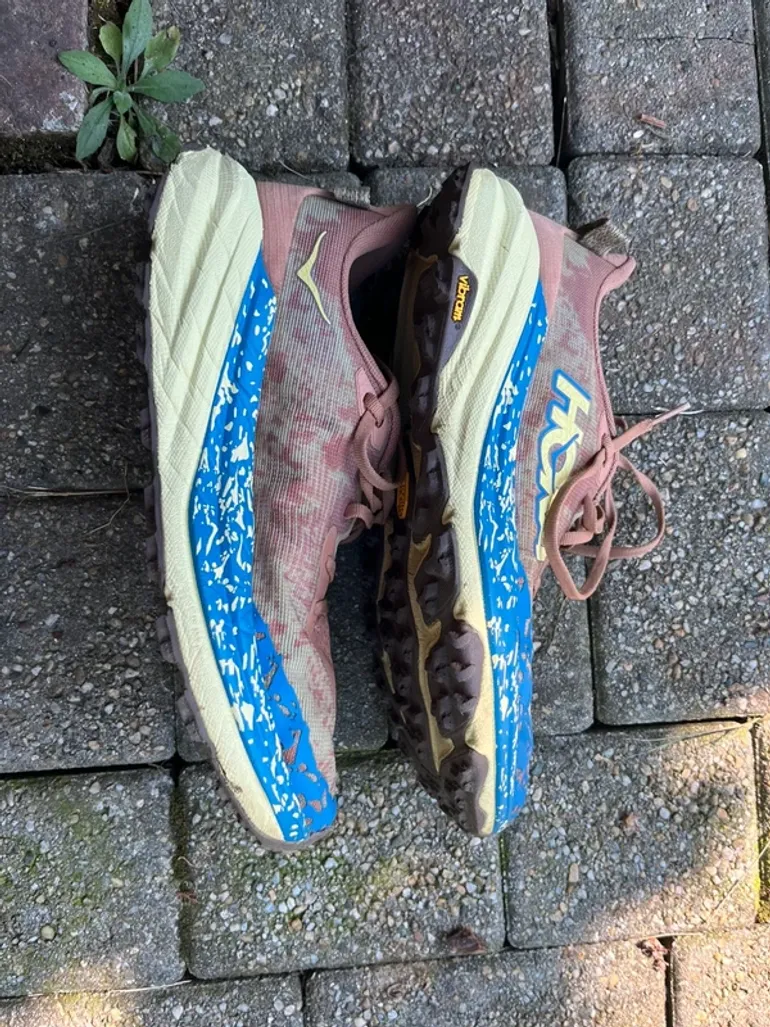 Tweedehands Hoka Speedgoat 6 bike — afbeelding 3 van 9