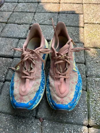 Tweedehands Hoka Speedgoat 6 bike — afbeelding 4 van 9