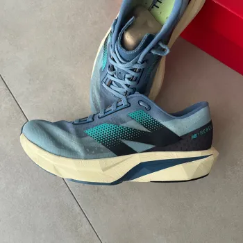 Gebrauchtes New Balance FuelCell Rebel v4 bike — Bild 6 von 9