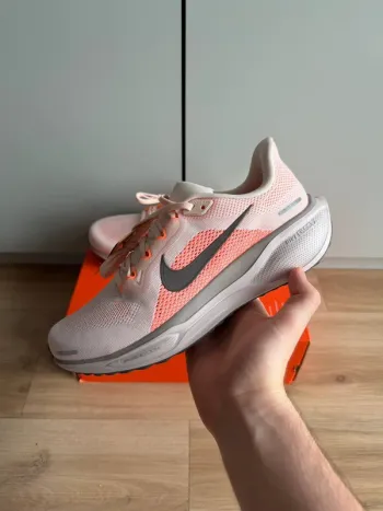 Used Pegasus Air Zoom 41 Running Shoes