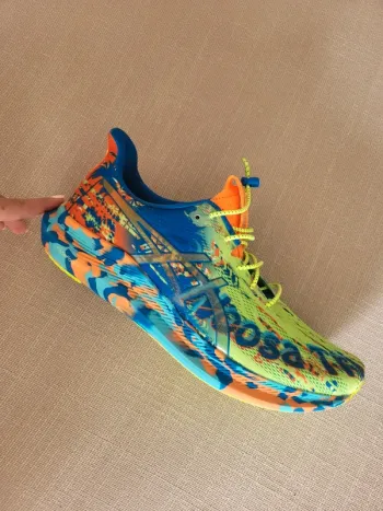 Używany Asics Noosa 14 Running Shoes