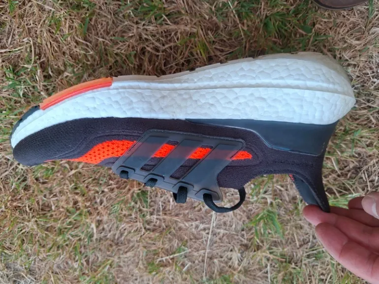 Used Adidas Ultraboost Primeblue bike — image 4 of 8