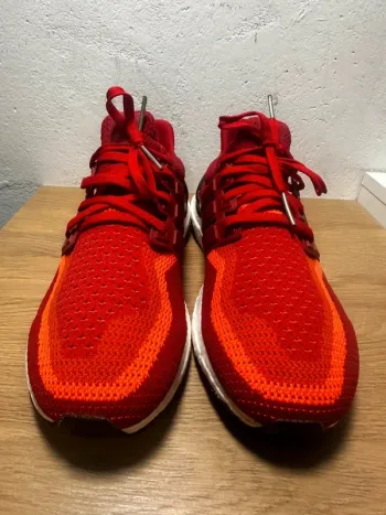 Używany Adidas Ultraboost 2.0 Solar Red Gradient 2016 bike — zdjęcie 5 z 8