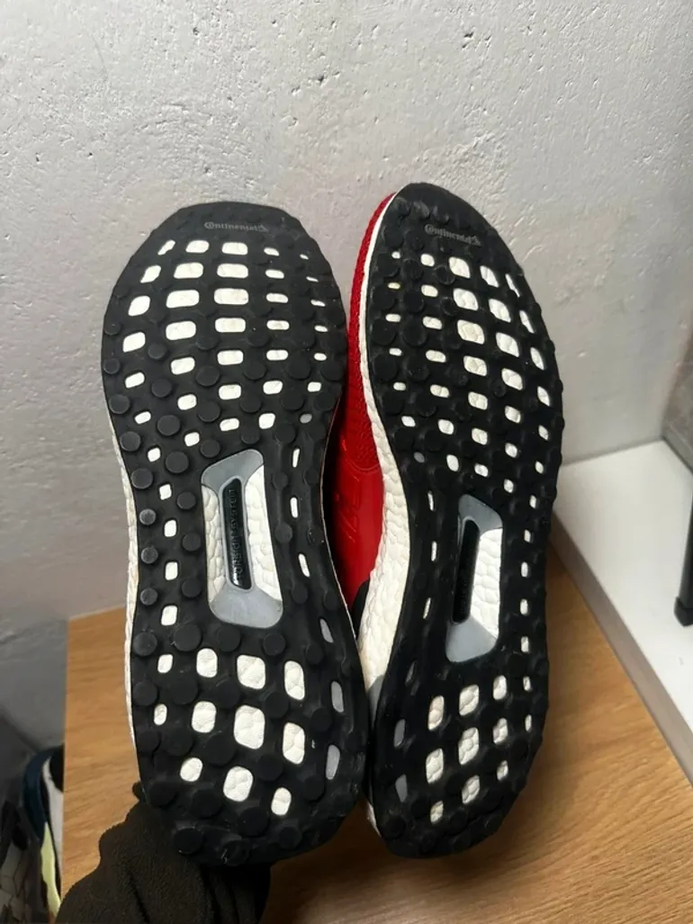 Używany Adidas Ultraboost 2.0 Solar Red Gradient 2016 bike — zdjęcie 6 z 8