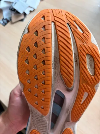 Used Hoka Skyward X bike — image 5 of 8