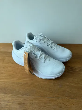 Used Nike Downshifter 14 Running Shoes