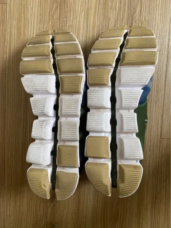 Used On Running Shoes Gr. 43 bike — image 5 of 5