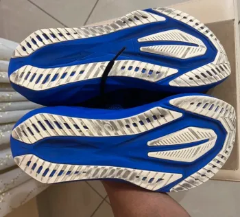 Gebrauchtes Asics Novablast 5 bike — Bild 7 von 7